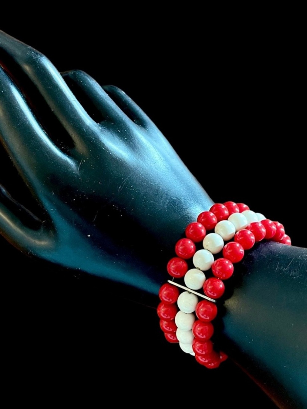 Vintage Petite Red and White Bead Memory Wire Bracelet